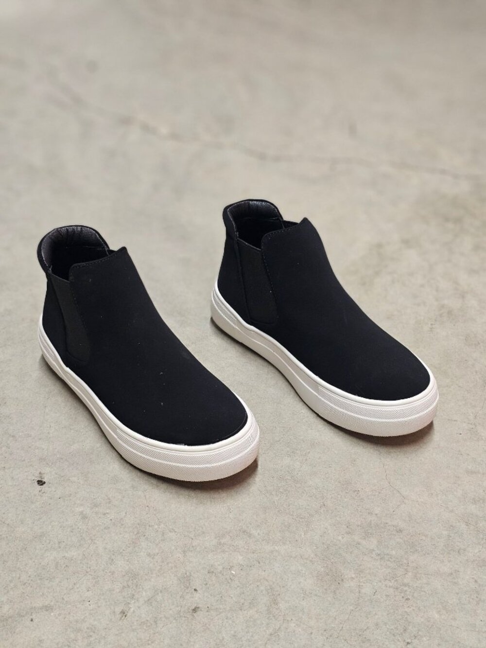 Black Chelsea Slip On Sneakers Platform Sole Minimalist Ankle Boots